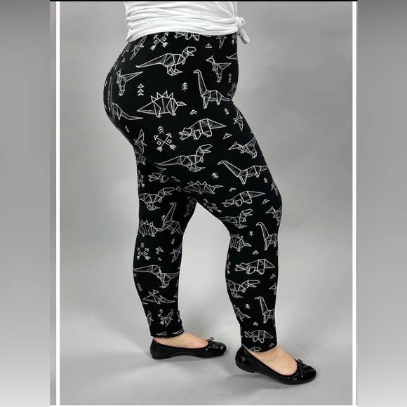 Leggings Depot Black and White  Origami Dinosaurs Leggings size 18 plus size - Picture 1 of 7